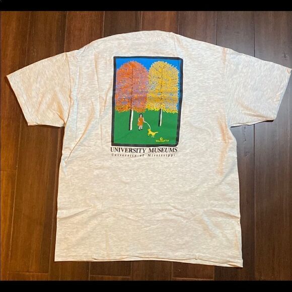 Vintage University Museums T-Shirt  - Picture 4 of 5